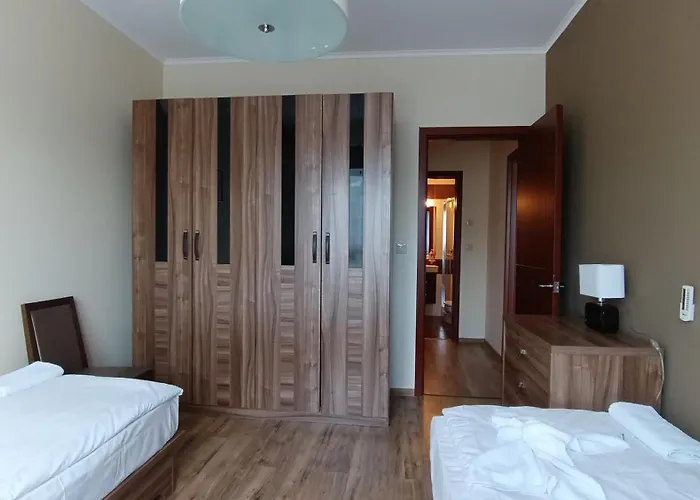 Golden Line Private Golden Sands