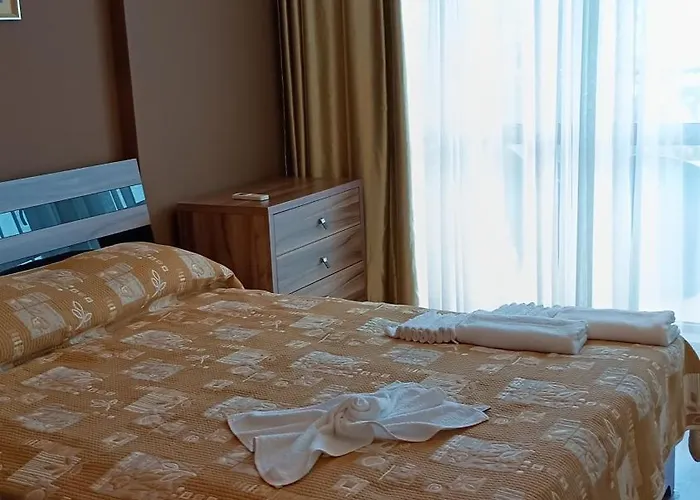 Golden Line Private 4*