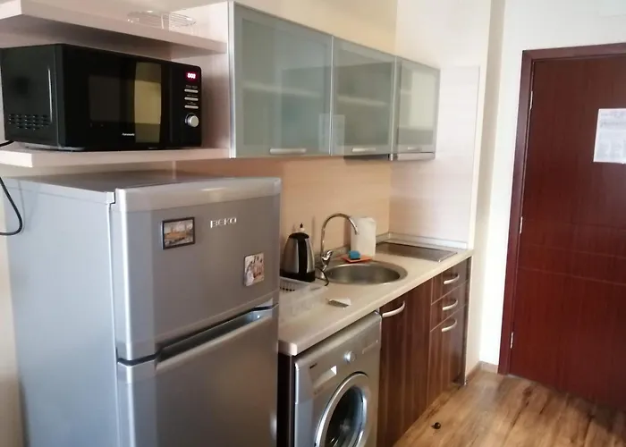 Golden Line Private Lejlighedshotel 4*