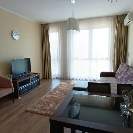 Golden Line Private Apartmanhotel Aranyhomok