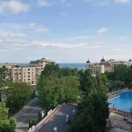 Hotel apartamentowy Golden Line Private 4*