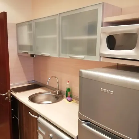 Golden Line Private Apartmanhotel