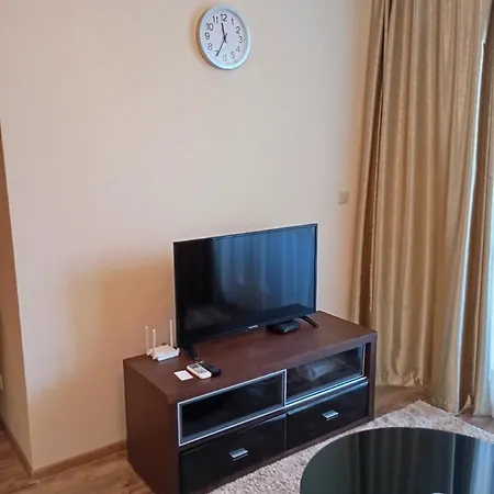 Golden Line Private Aparthotel *