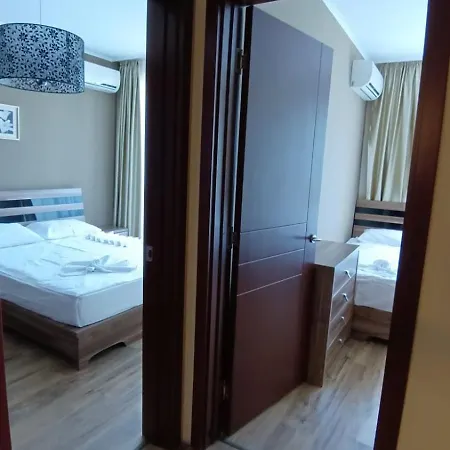 Golden Line Private Aparthotel