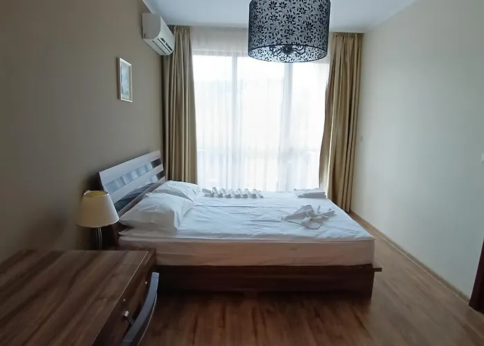 Golden Line Private Aparthotel