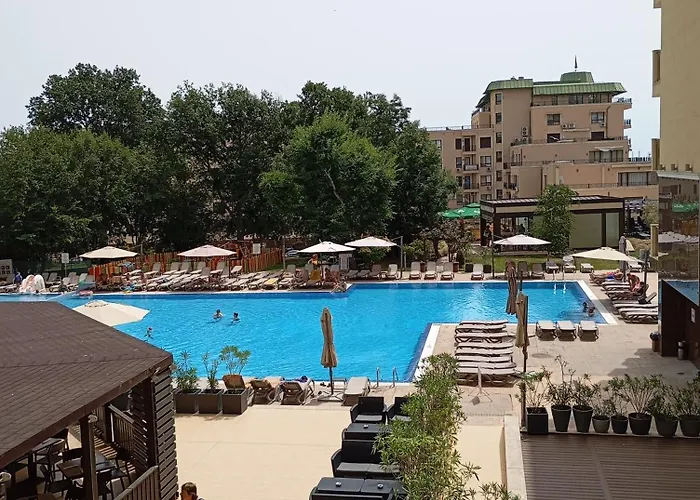 Golden Line Private 4*