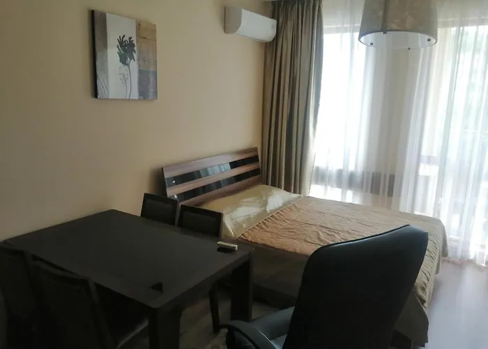 Aparthotel Golden Line Private 4*