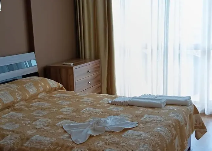 Golden Line Private Golden Sands