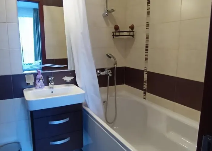 Golden Line Private Aparthotel 4*